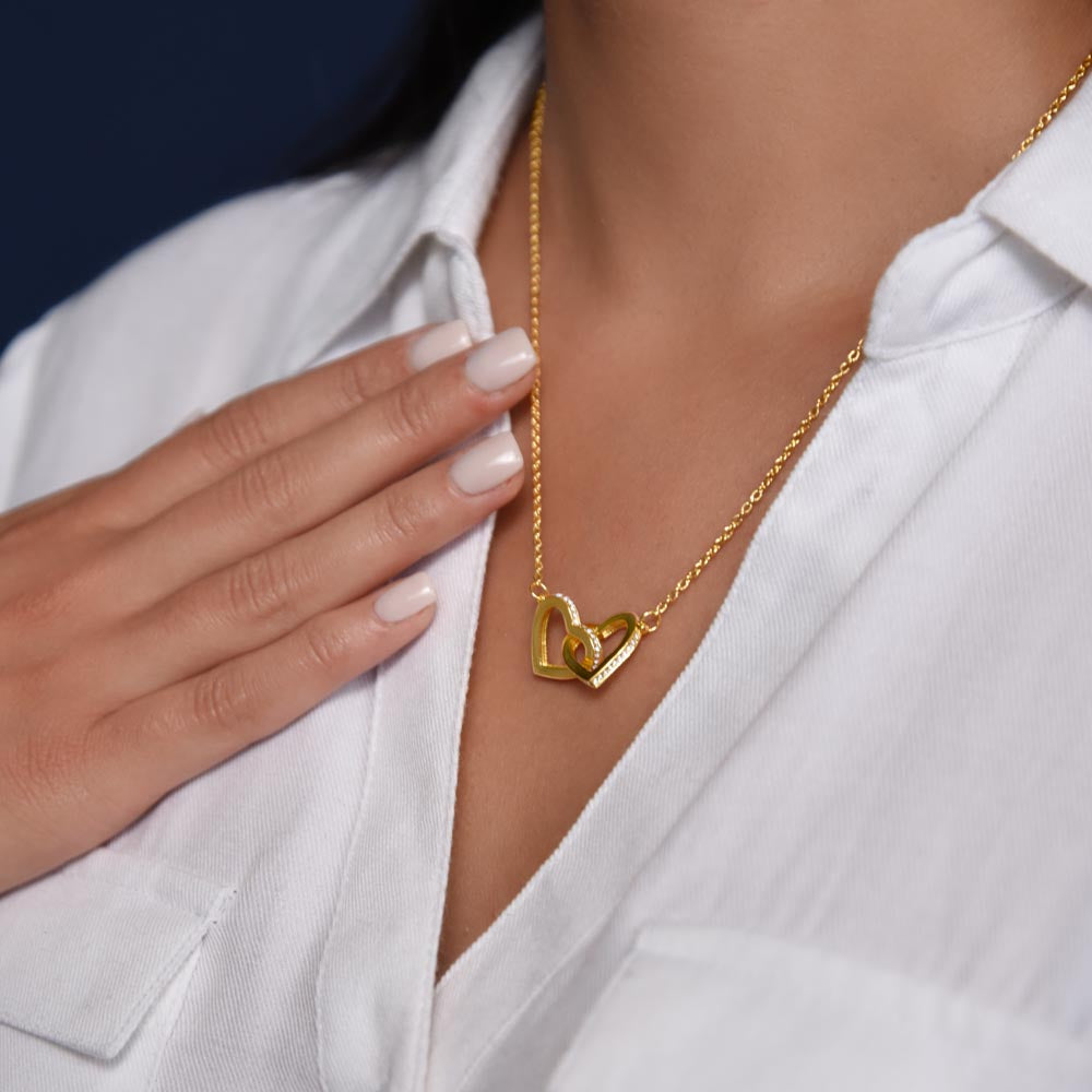 To My Mom – Forever Connected Hearts Necklace